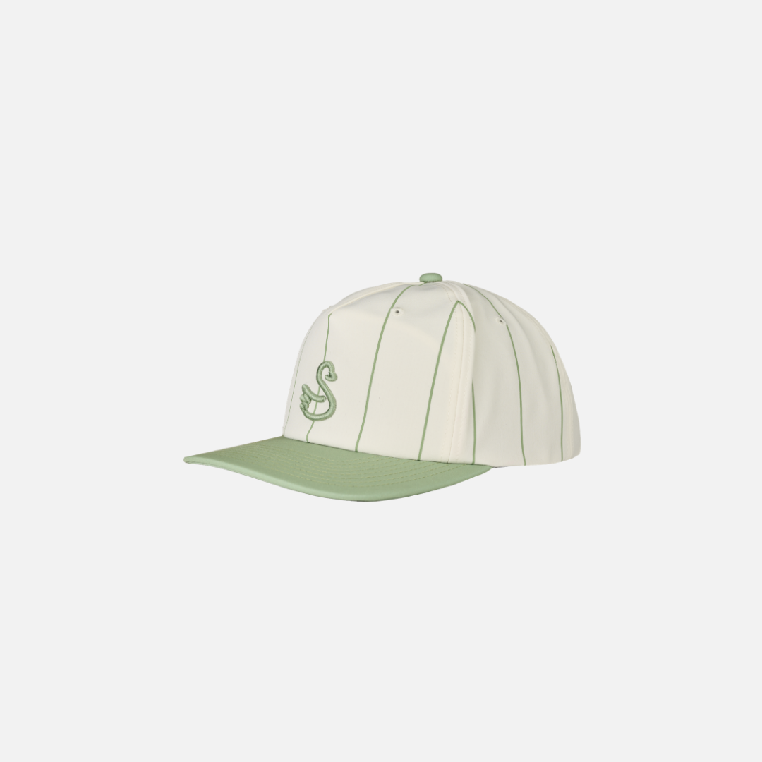 Larry Hat